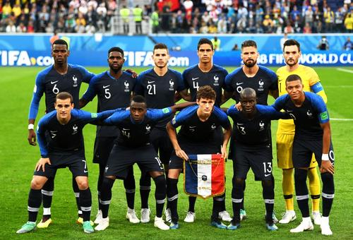Paul Pogba și N'Golo Kante au fost piese de bază în echipa cu care Franța a cucerit Cupa Mondială din 2018