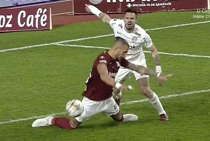CFR Cluj acuză că Marko Dugandzic a simulat la faza care a dus la al doilea penalty al alb-vișiniilor // foto: captură DigiSport