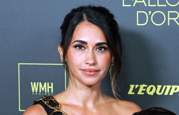 Antonela Roccuzzo, apariție spectaculoasă la gala Balonului de Aur » Ce mesaj i-a transmis lui Lionel Messi