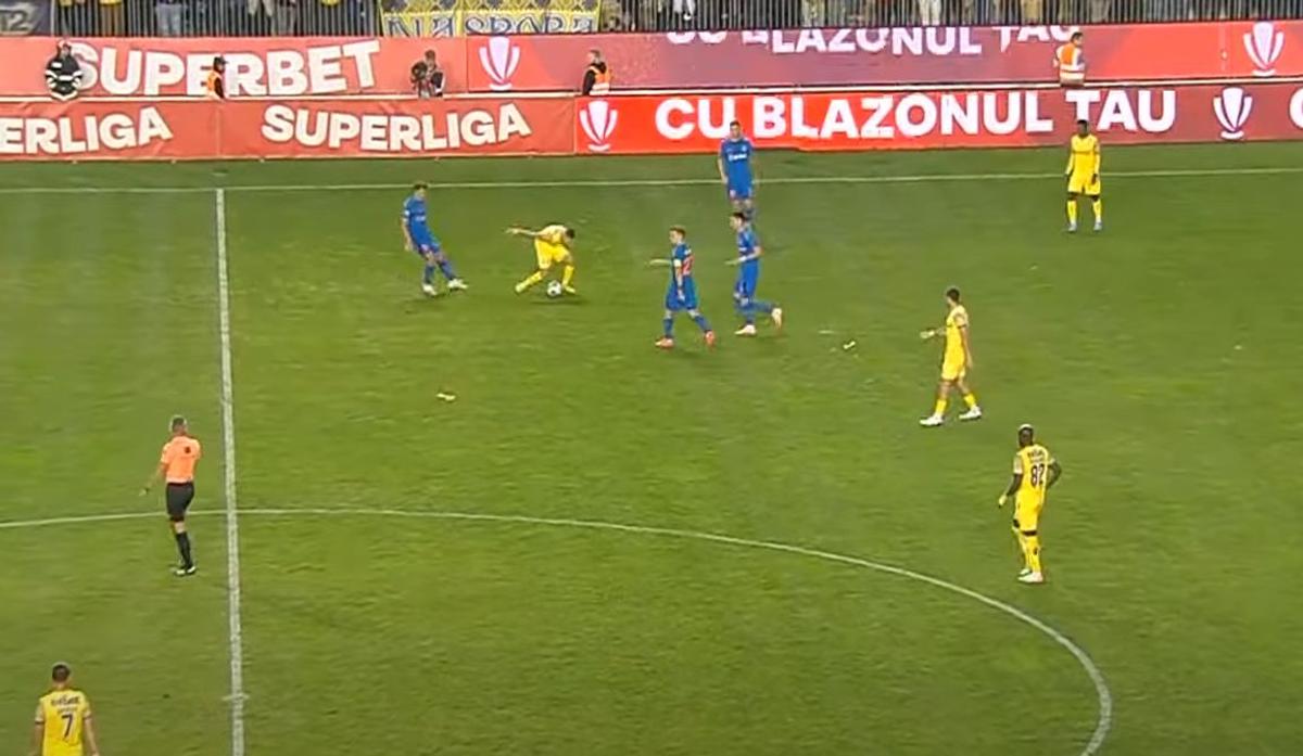 Duelul Radunovic - Radulescu din FCSB - Petrolul