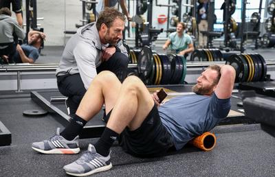 Sălile de fitness vor plăti de la 1 ianuarie un TVA de aproape 4 ori mai mare » Strigătul pieței: „Se va prăbuși numărul oamenilor care fac sport”. Ministrul economiei: „Poți să faci sport și în parc”