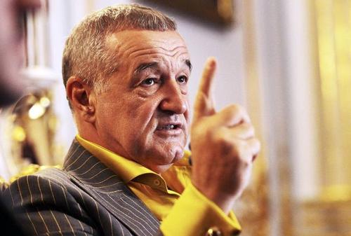 Gigi Becali, finanțatorul liderului din Superligă, a fost deranjat de comentariile din studioul Orange Sport și a intervenit în direct.