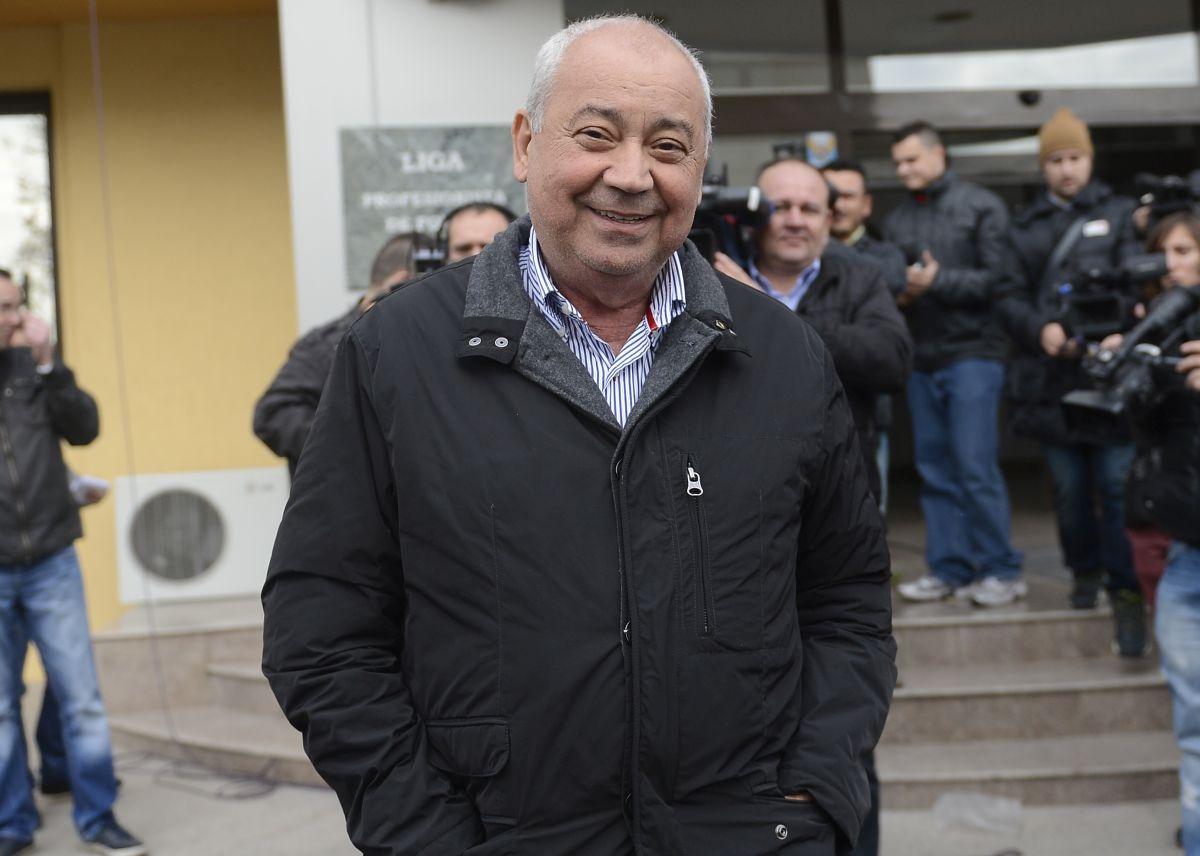 „Sabău se răsfață! Te lași de fotbal din atât?” » Replică frontală, după scandalul cu Mititelu: „A prins o conjunctură... Știți cine e strategul #1?”