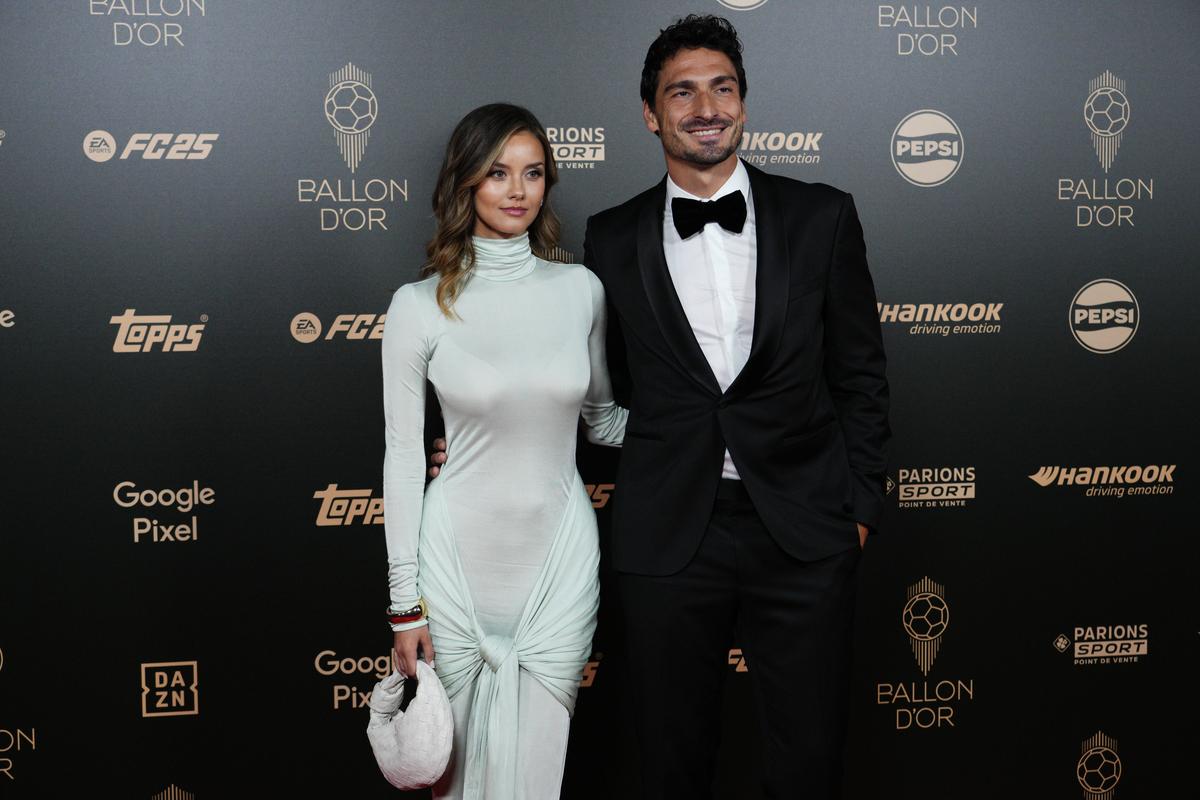 Cu iubita fotomodel la braț, Mats Hummels n-a menajat-o pe Real Madrid: „Un gest demn de Trump!”