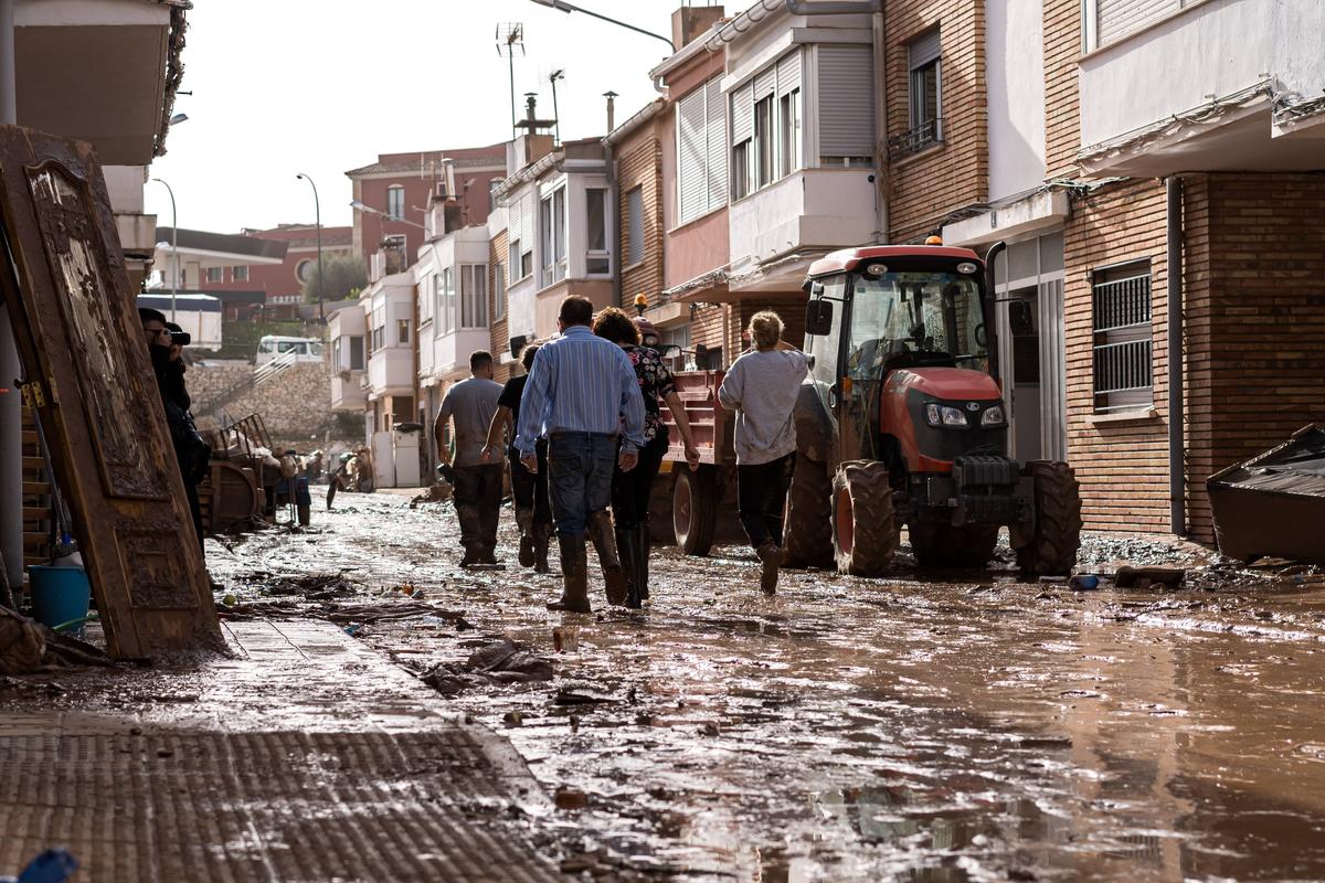 Spaniolul trecut pe la Dinamo, dialog cu GSP de la 15 km de epicentrul DANA: „Cumplit. Încă e lume dată dispărută”