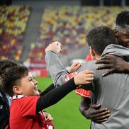 Sărbătoare pe gazon după Dinamo - CFR Cluj / Foto: Cristi Preda (GSP)