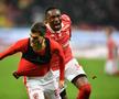 Sărbătoare pe gazon după Dinamo - CFR Cluj / Foto: Cristi Preda (GSP)