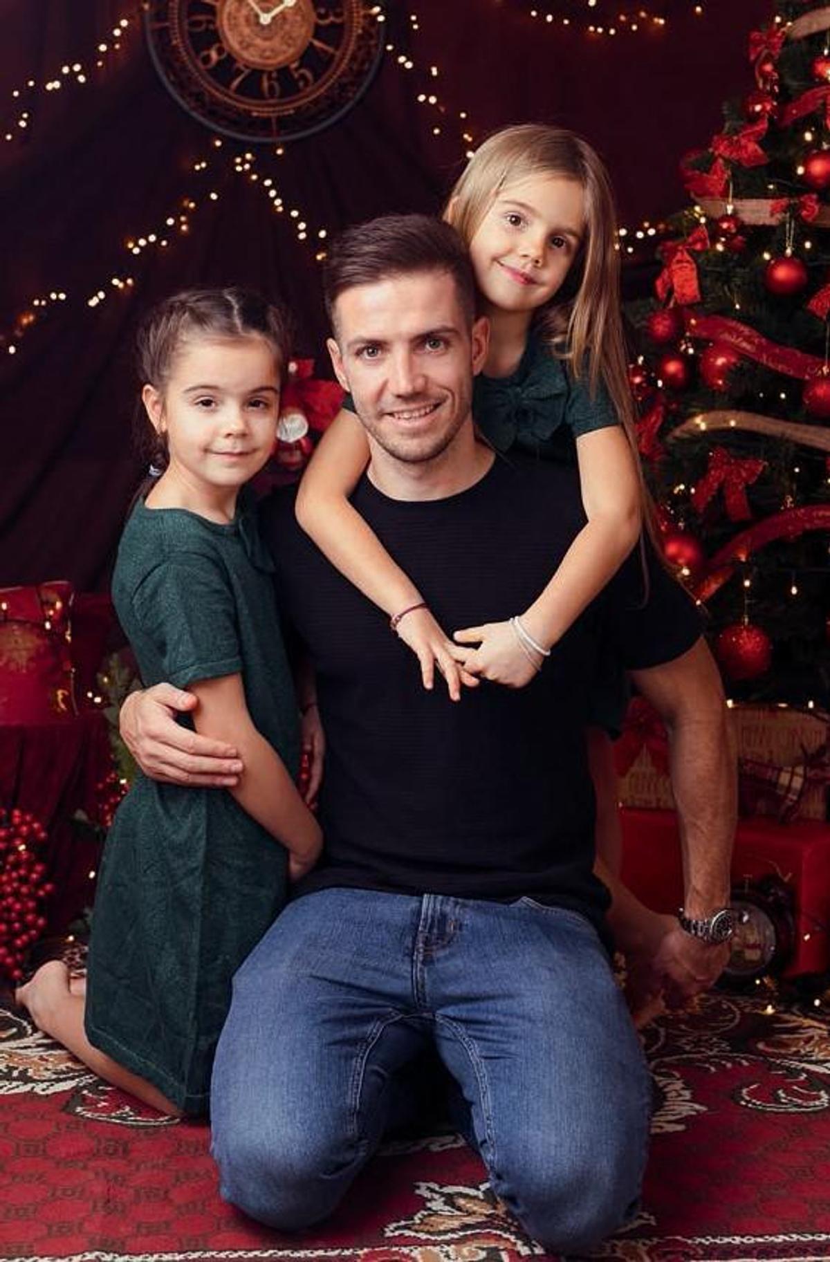 FOTO. Povestea familiei lui Alex Chipciu: „Începutul relației? Agitat”