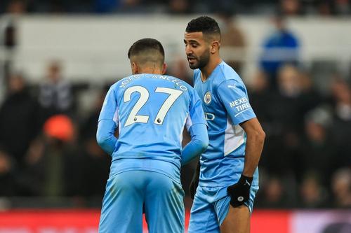 Joao Cancelo (27 de ani), fundașul lui Manchester City, a fost agresat aseară în timpul unei spargeri la domiciliul lui. Portughezul era împreună cu familia.