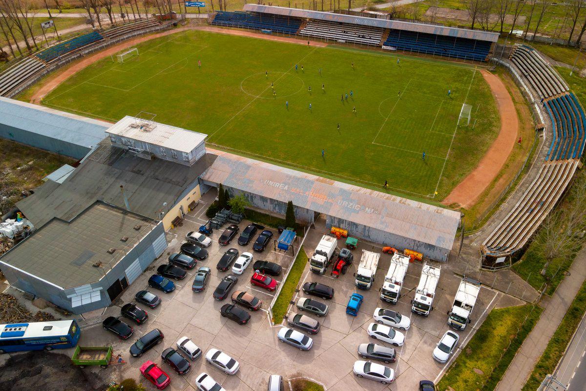 7 stadioane-fantomă din România » De la proiectul megalomanic al lui Ceaușescu, la arene europene transformate în gropi de gunoi