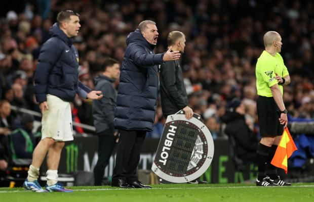 Antrenorul a sărit la bătaie, la finalul meciului Tottenham - Bournemouth