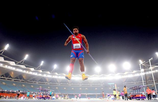 25 de imagini memorabile din sportul anului 2025 » Iluzii optice, atleți „zburători” și momente de neuitat pentru România
