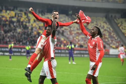Alberto Soro, Eddy Gnahore și Mamoudou Karamoko în Dinamo - CFR Cluj/ foto Cristi Preda (GSP)