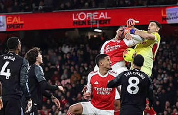 Emiliano Martinez, în conflict cu fanii pe Emirates! A încasat patru goluri, iar răspunsul a venit printr-o postare ironică pe rețelele de socializare