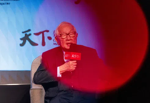 Да искаш и да можеш: Морис Чанг, който създаде най-важната компания в света на 55