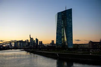 ЕЦБ и западните банки в Русия: Сложна игра за милиарди, която няма да приключи лесно