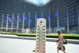 Брюксел се бави с климатичните цели, а Европа изгаря от жега