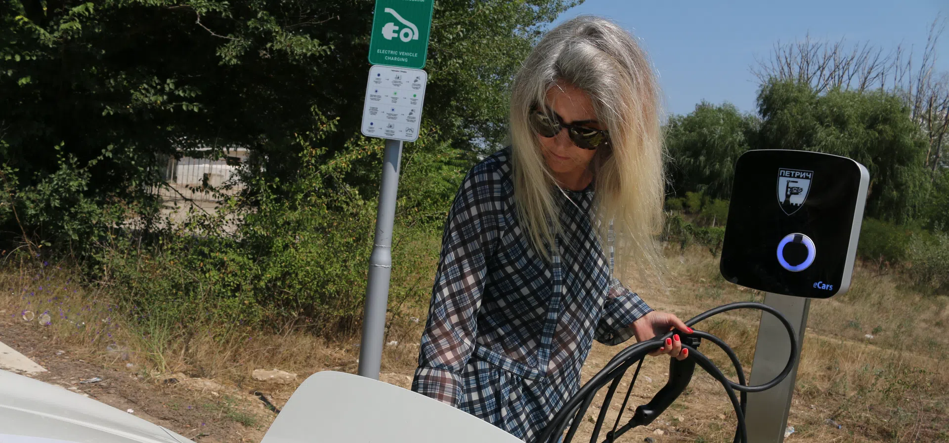 Travel by Electric - когато страстта към автомобилите се превърне в призвание