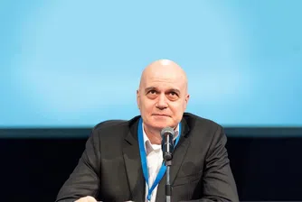 Слави Трифонов: Разбира се, че младите лекари са прави