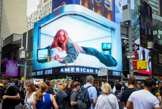 „Рестарт на бранда и бизнеса“: American Eagle отдава заслуга на рекламите със Сидни Суийни