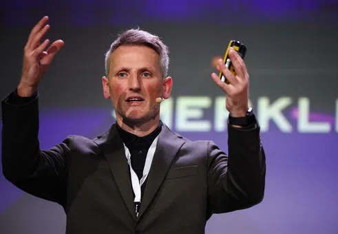Томас Валтер, Merkle: „Само AI няма да оправи бизнеса ви – фокусирайте се и върху скучните неща“