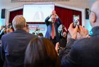 Какво означава фиаското на Мерц и кой ще плати цената?