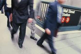 Концентрацията на технологични гиганти в S&P 500 прави пазара уязвим при корекции като спада в четвъртък