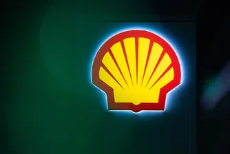 Shell предупреждава за по-слабо производство на втечнен природен газ и спад в търговията с петрол и газ