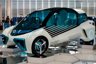 Toyota очаква 21% спад в печалбата заради митата и силната йена