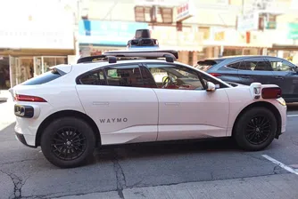 Waymo ускорява експанзията си в САЩ, но човекът все още стои на предната седалка