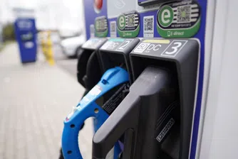Производителите на автомобили спечелиха битката с правилата на ЕС за CO2