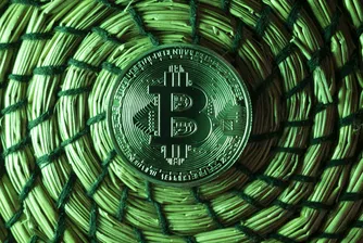 Когато Nvidia те тегли и доларът се срива: Новият рекорд на биткойн задава тона за дълъг бичи пазар