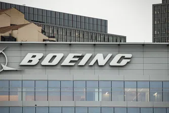 Boeing предупреди инвеститорите, че в резултатите за третото тримесечие, които трябва да бъдат представени на 23 октомври, ще бъдат „отчетени въздействия“, свързани със стачките, както и разходи в търговските и отбранителните подразделения