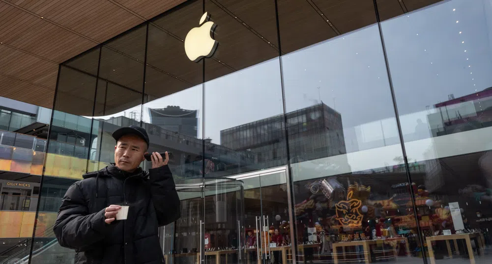 Apple сложи край на поредицата спадове в приходите, Китай остава проблем
