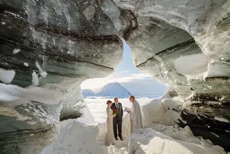 „Да“ в пещерата: Как изглежда една екстремна сватба за 65 000 долара