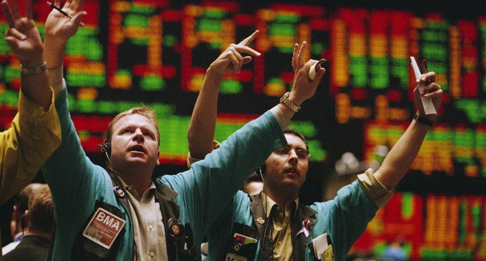 Борсовите индекси в САЩ постигат рекорди. Колко всъщност са скъпи акциите?