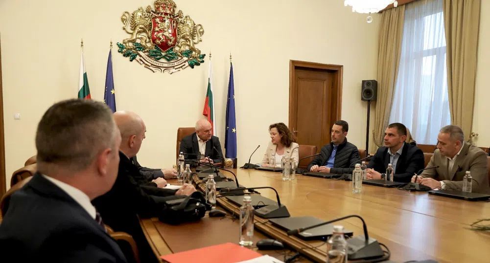 Няма непосредствена заплаха за България във връзка със ситуацията в Близкия изток, съобщиха от МС