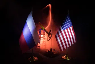 Гаранции, територии, петрол: Най-важните залози от масата на преговорите в Аляска