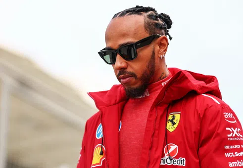 Как Люис Хамилтън и Apple пренесоха състезанията от F1 на големия екран