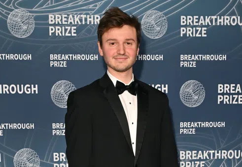 Логистика на таланти: Гимназиалната идея, която създаде най-младия self made милиардер в света