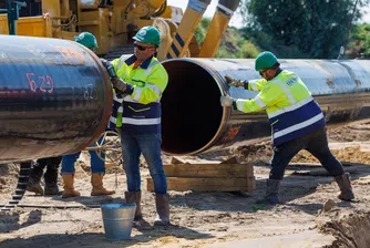 Безпрецедентно, газът, който пристига през Русия, например чрез точките на междусистемна връзка през Сърбия, ще се счита за руски, освен ако няма ясни документи за произхода му