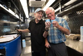 Съоснователят на Ben & Jerry’s напуска заради „заглушаването“ на социалната мисия от страна на Unilever