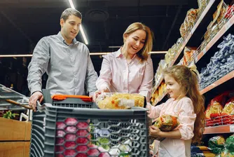 За България данните на Евростат сочат леко ускоряване на годишния темп до 2,9% през май от 2,8%, отчетени през април