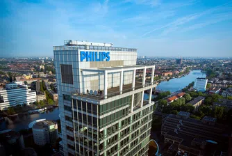 Philips публикува солидни загуби, повеждайки европейските акции надолу