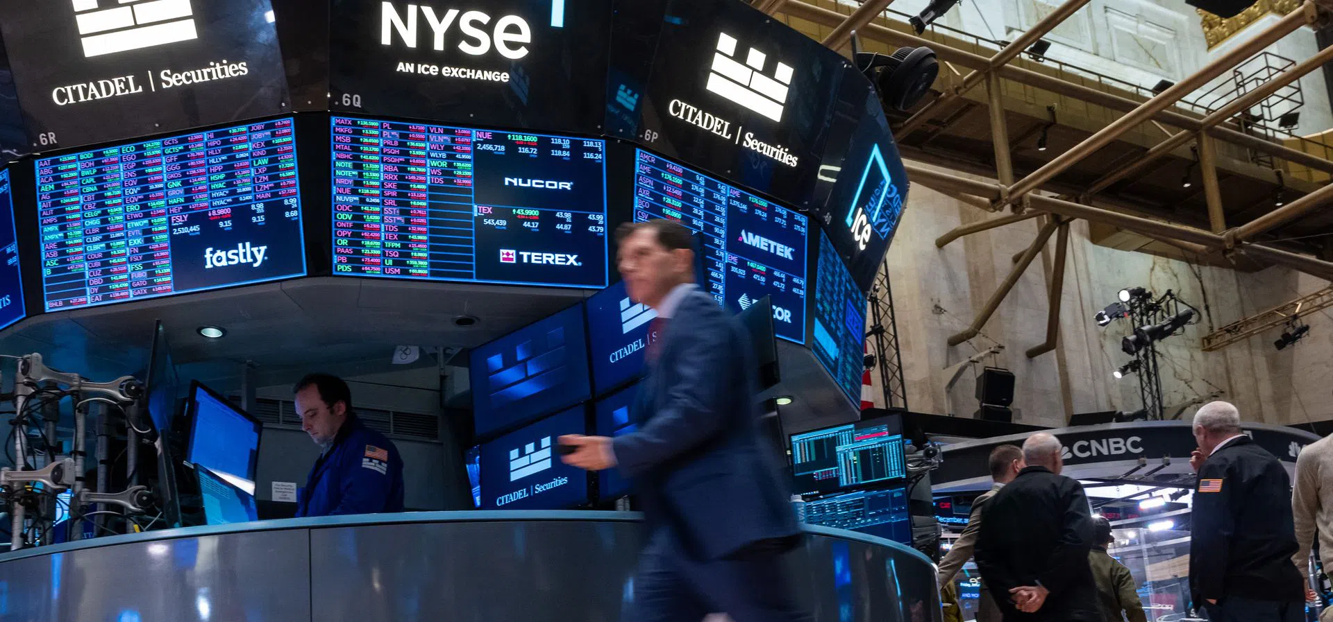 Глобално напрежение и лихвени неясноти: S&P 500 отбеляза трети ден на спад