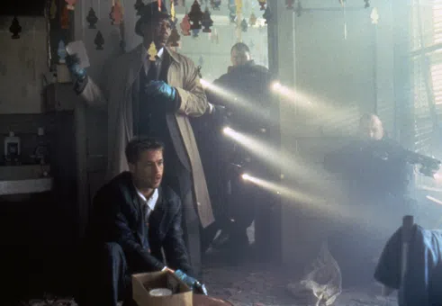 Дейвид Финчър, Брад Пит, Морган Фрийман и градът в разпад: Историята зад „Седем“