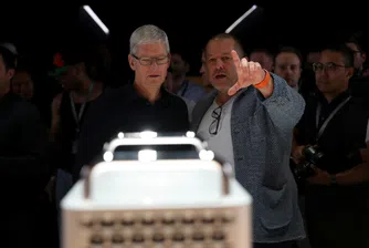 Сделката на OpenAI с дизайнера на iPhone Джони Айв е поредният проблем за Apple
