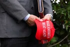„Хората в САЩ не искат да се замесват в това“: Движението MAGA настръхна срещу Тръмп