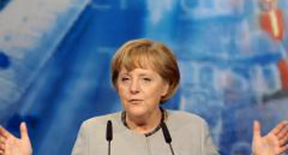 Меркел иска да отмени решението  за отказване от ядрената енергетика
