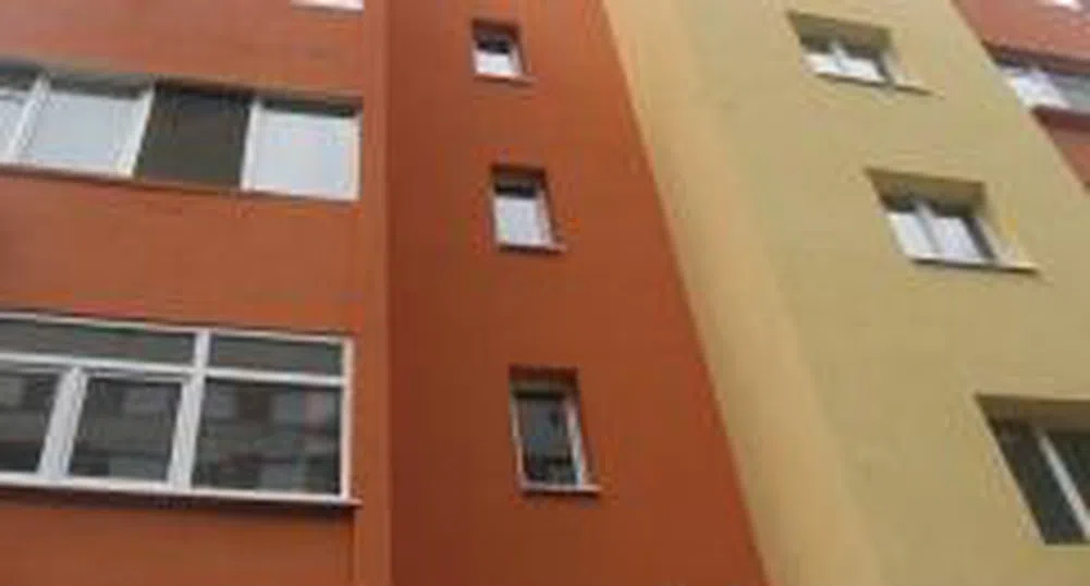 Откриха първия обновен жилищен блок по програма на ООН в Бургас